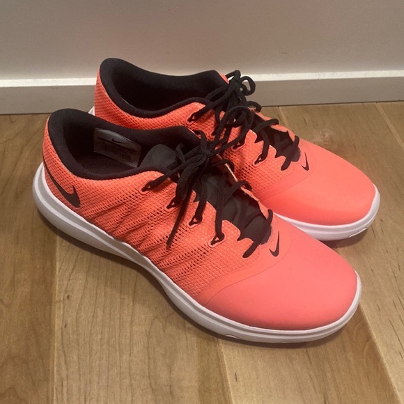 Nike Shoes - New Nike Golf Shoes